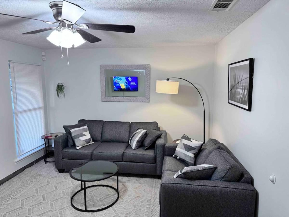 Apartment I-95 And Tanger Outlets. Pet Yes *
