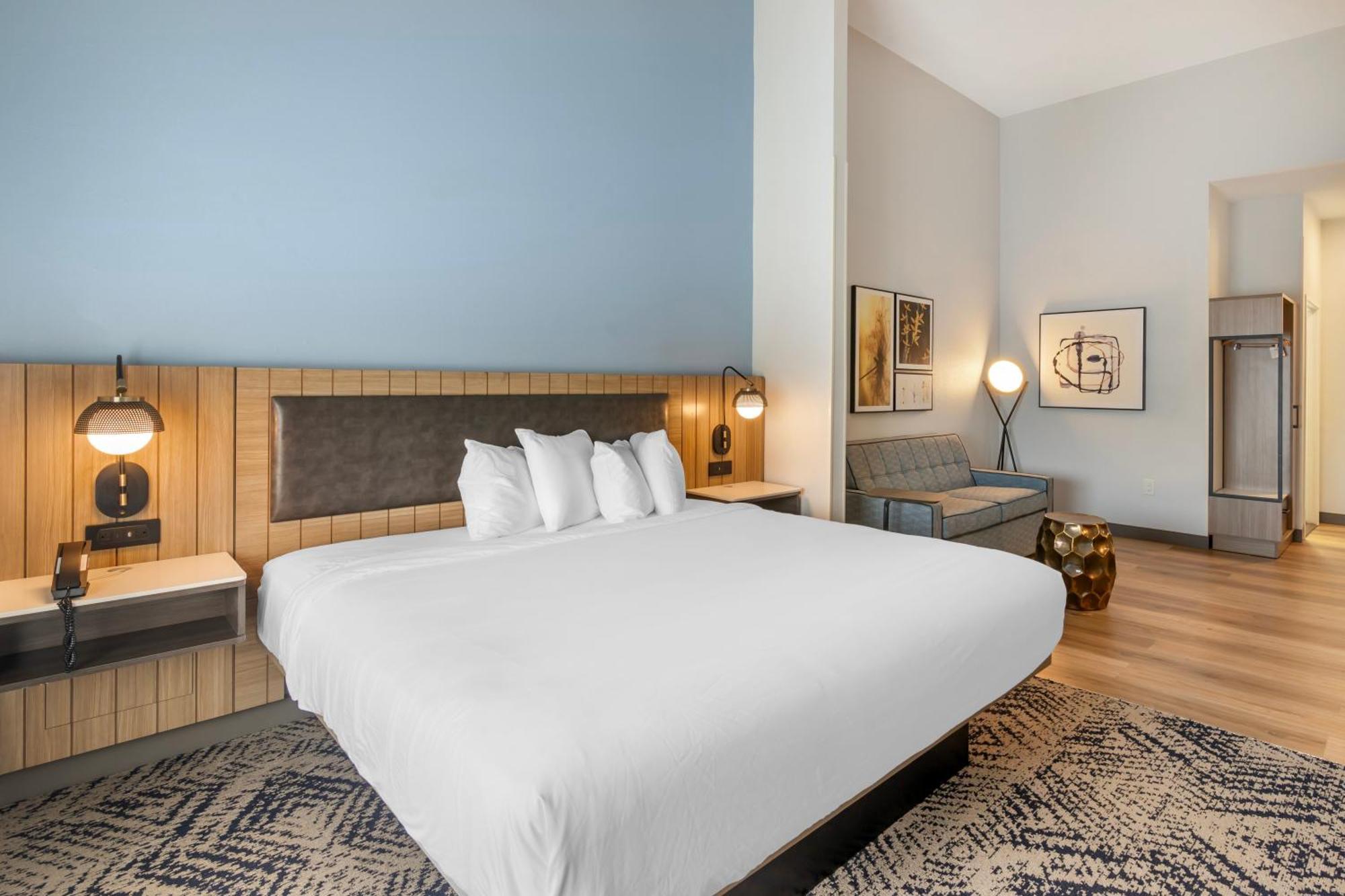 Hotel Country & By Radisson, Airport, Ga Savannah