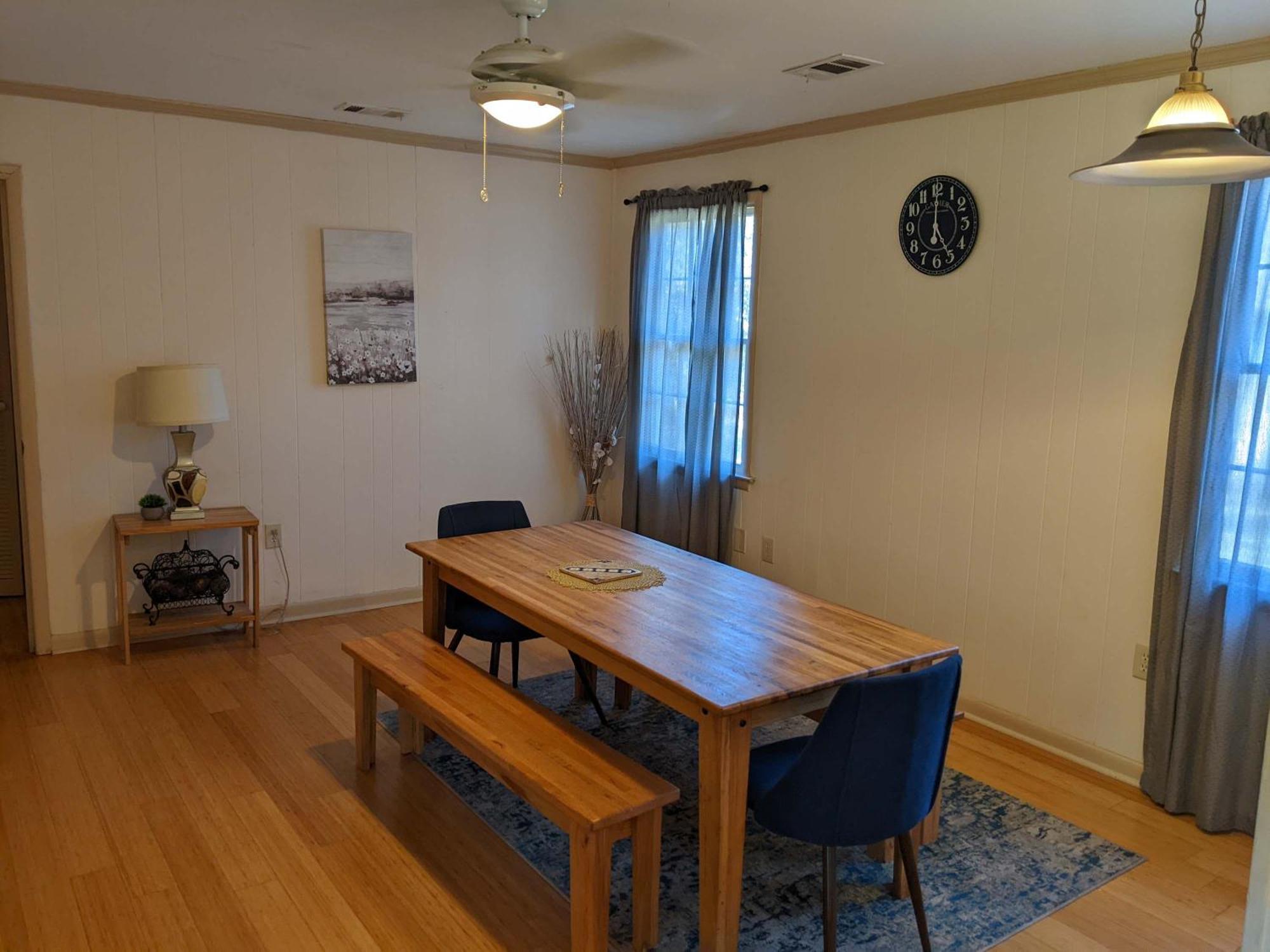 Humbly Happy On Hope Isle-island Feel-large Yard-private Holiday home
