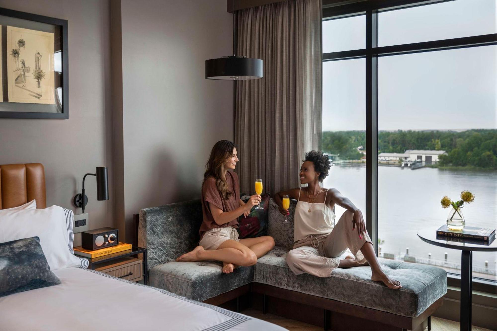 Thompson Savannah, By Hyatt