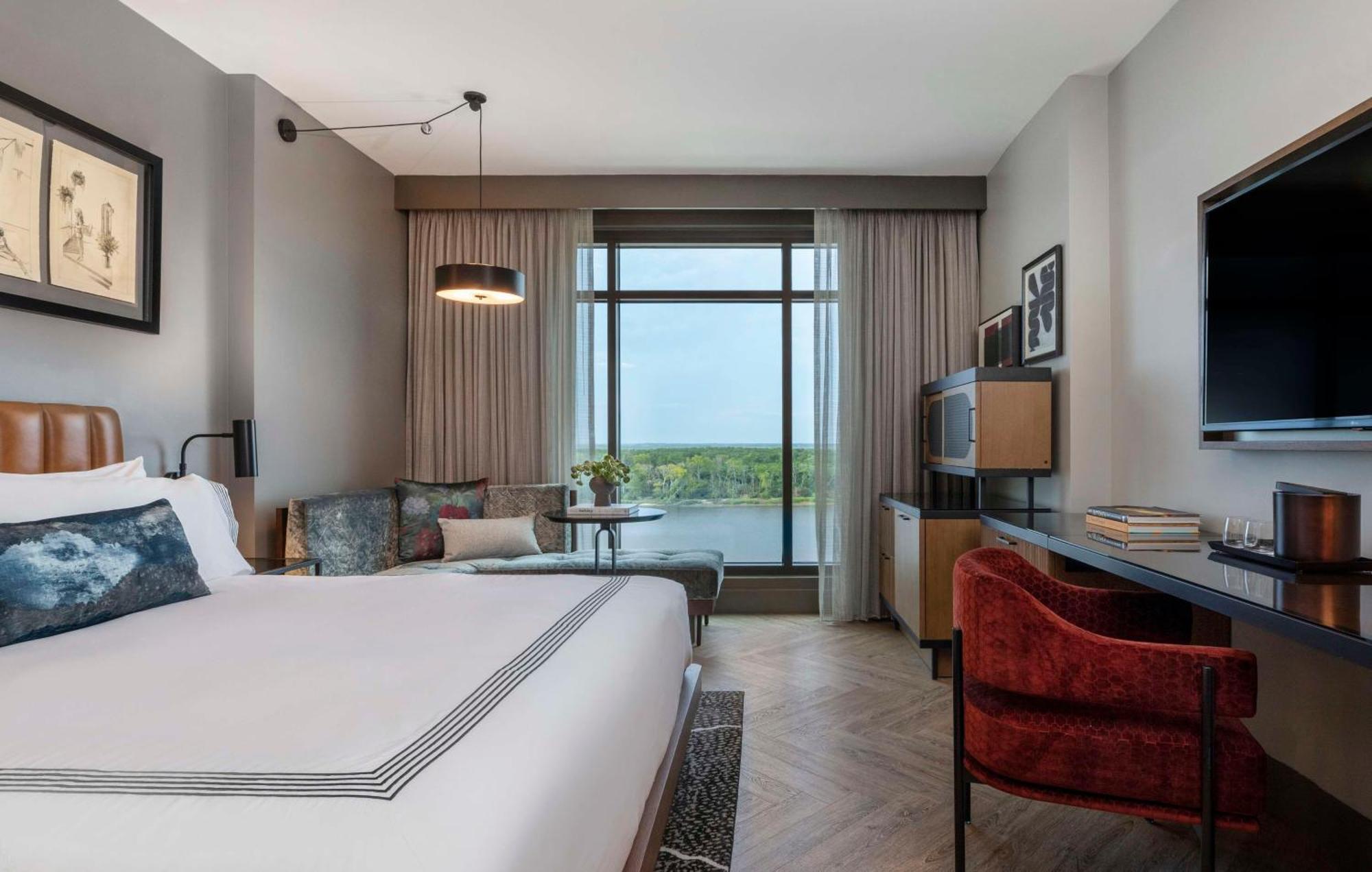 Hotel Thompson Savannah, By Hyatt Savannah