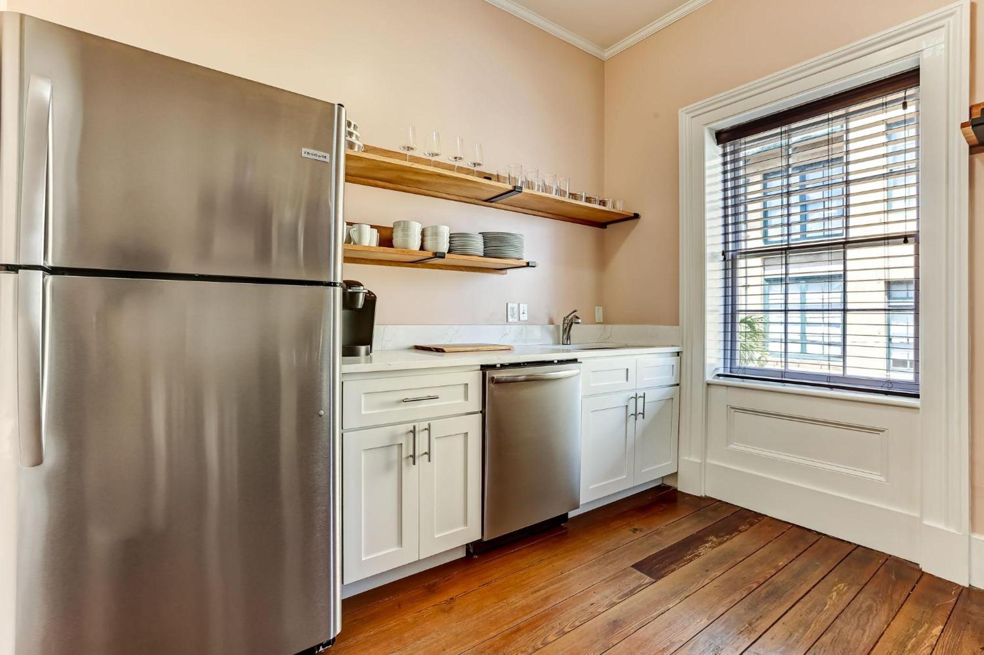 23 E York Street Unit 2 * Savannah