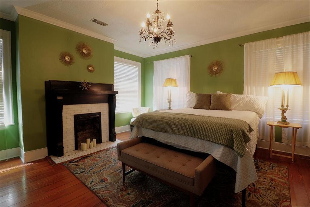 121 W Jones Loft 4f