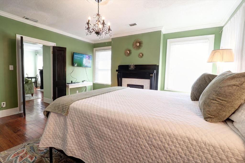 121 W Jones Loft 4f