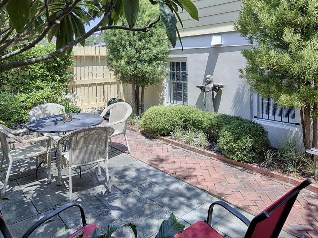 321 E Congress Garden Apartment