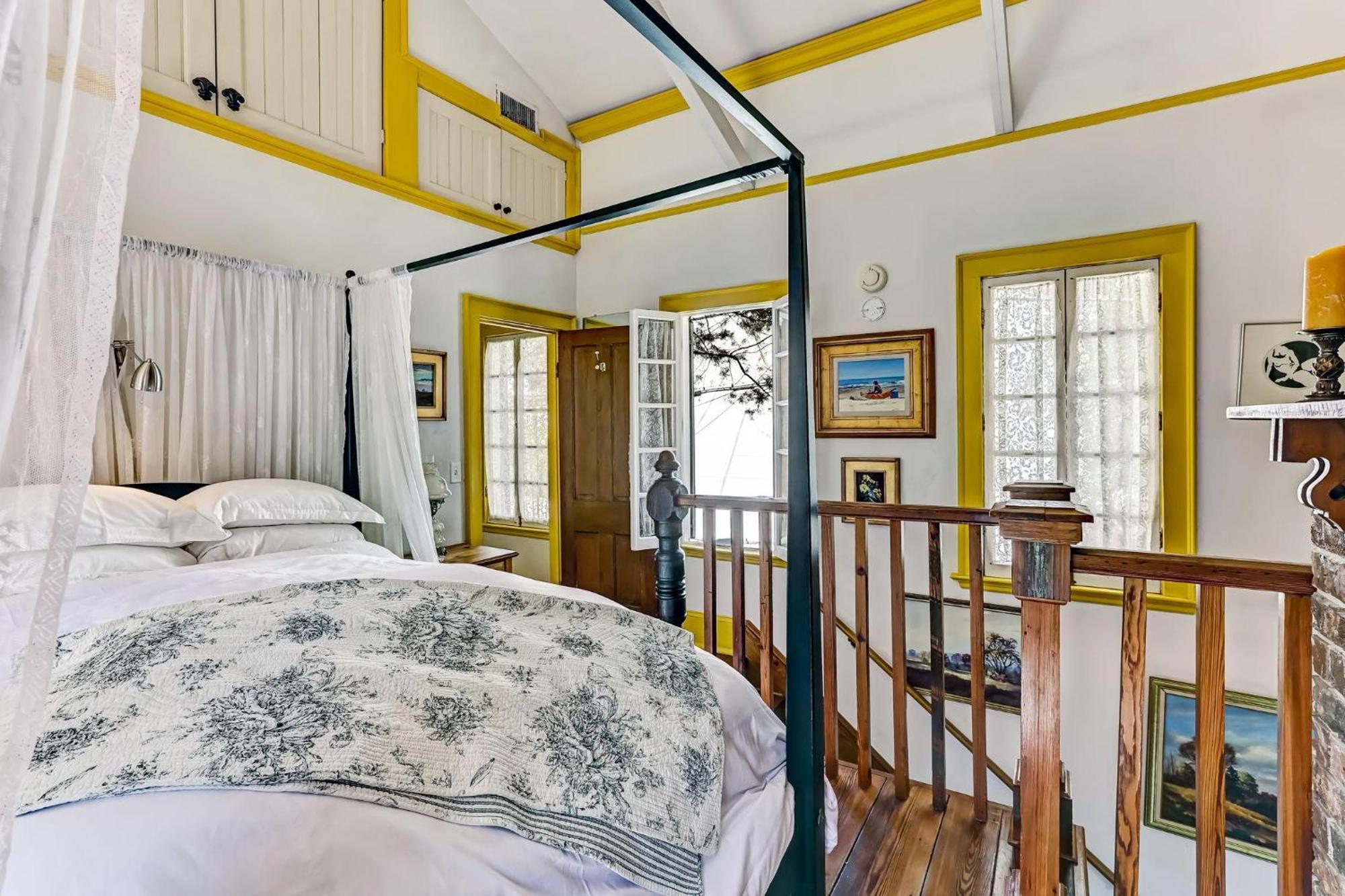 Holiday home 554 E Taylor Street Ch