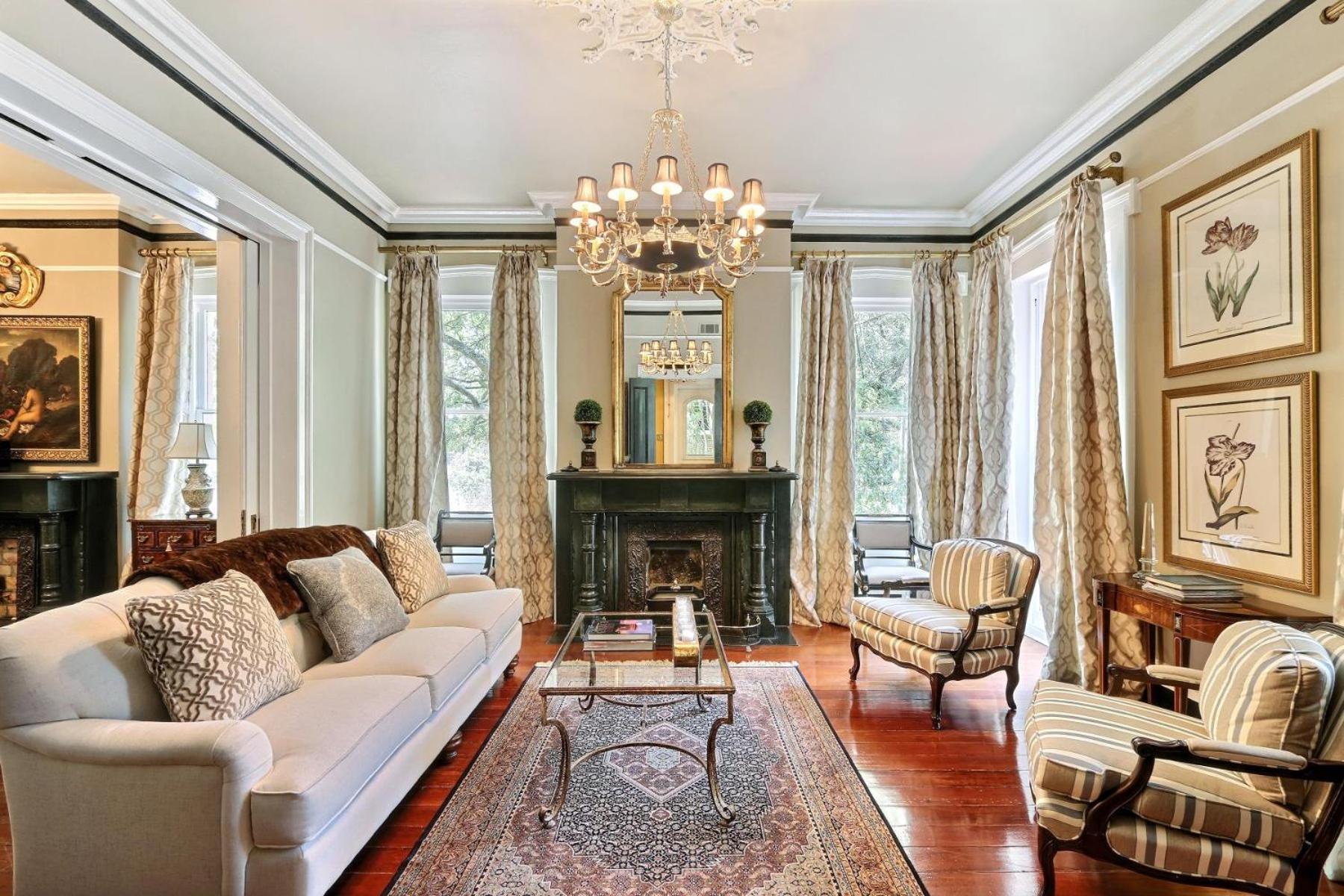 121 W Jones Parlor Apartment *
