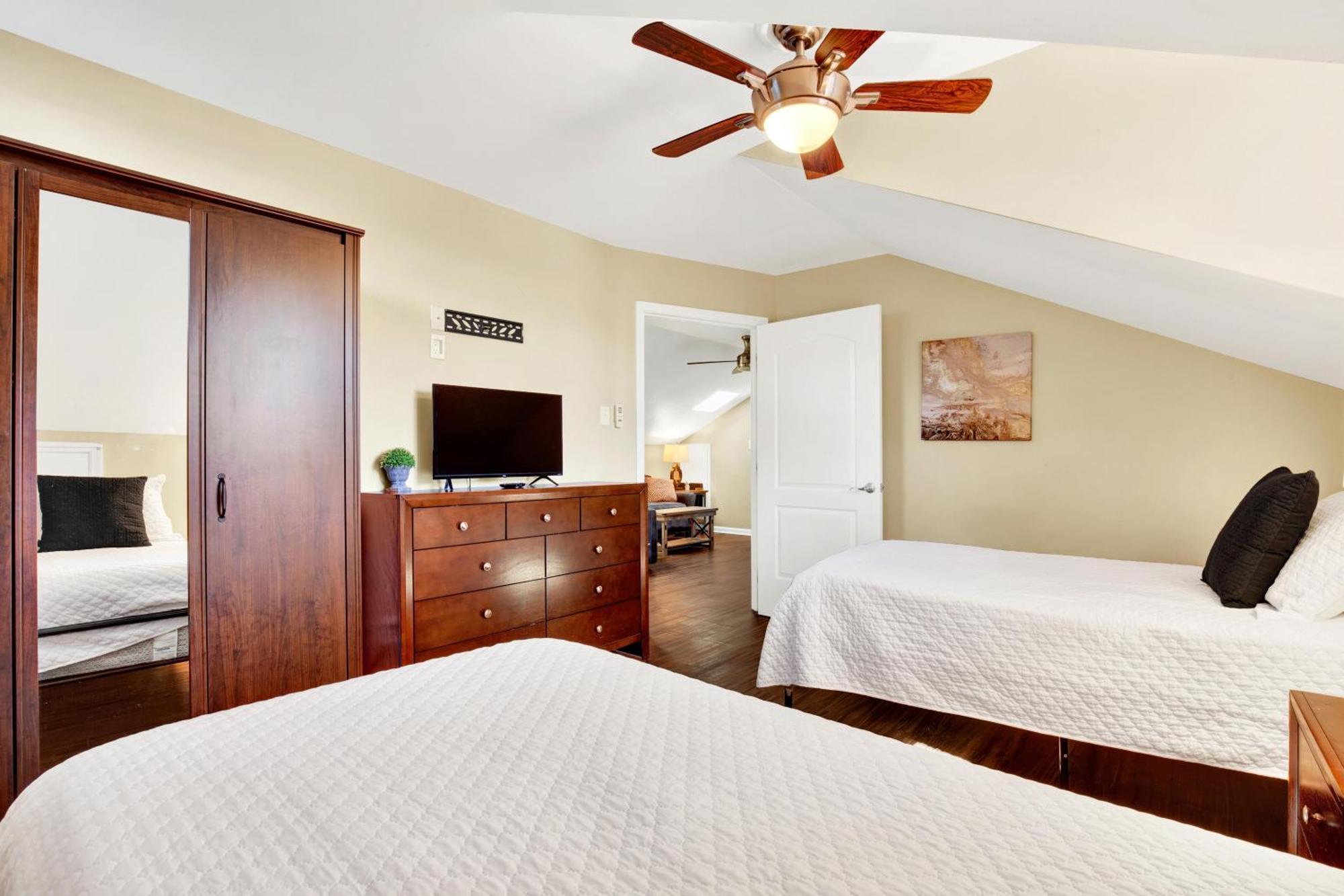 Apartment 704 Abercorn