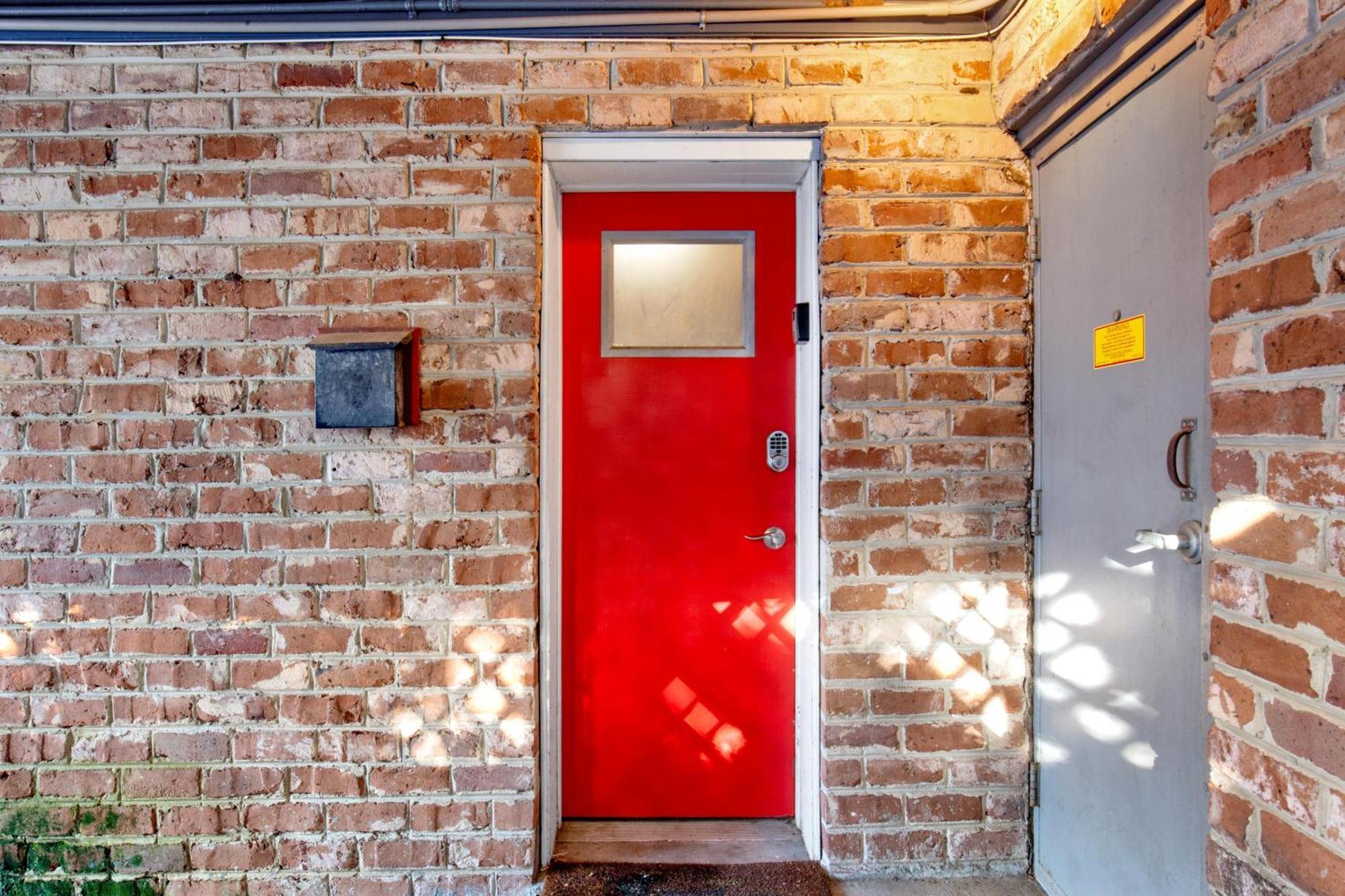 704 Abercorn * Savannah