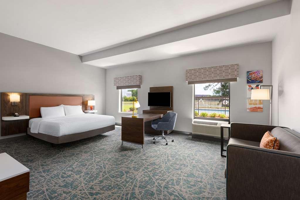 Hampton & Savannah-airport 2*