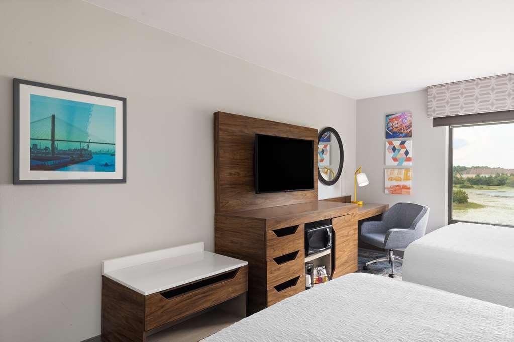 Hotel Hampton & Savannah-airport 2*
