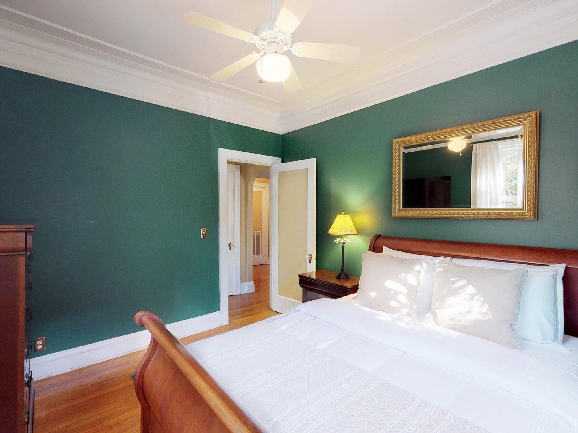 Southern Charm On Liberty Holiday home Savannah