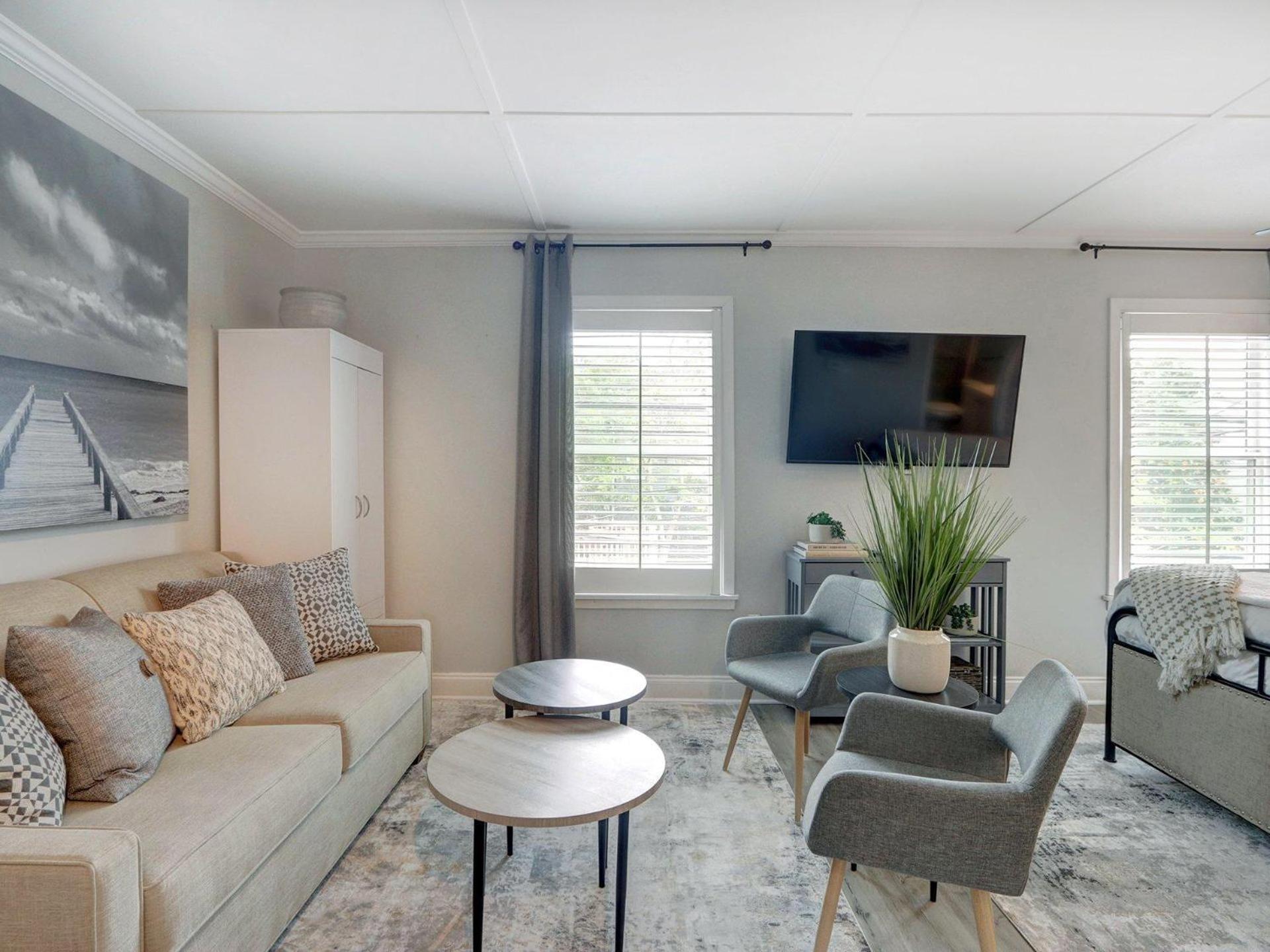 Apartment Broughton Deco Carriage Savannah