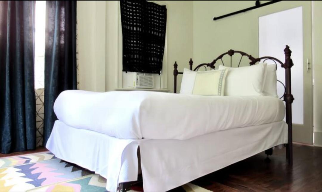 Sun Drenched In Starland Arts District Apartment *