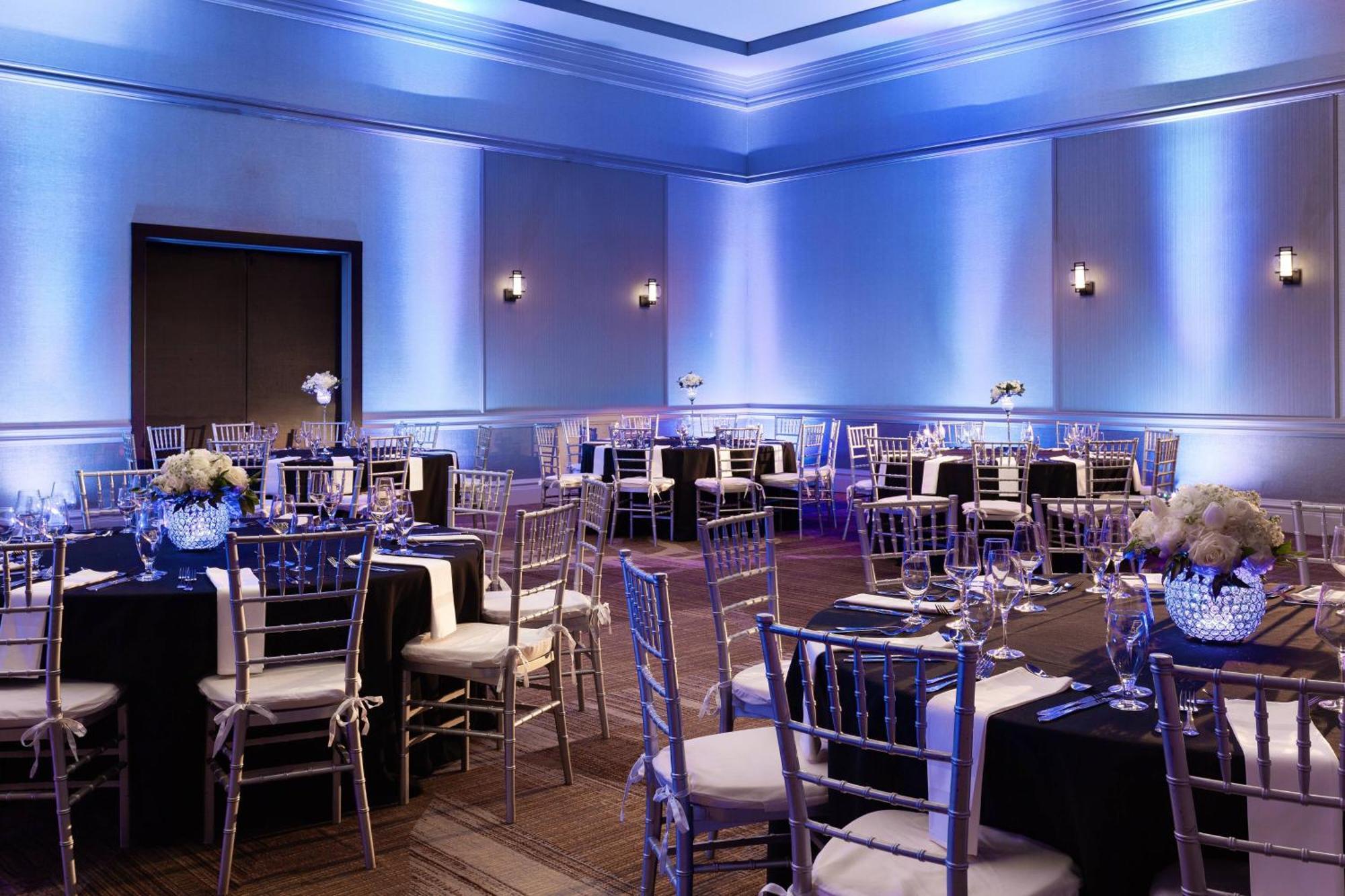 Marriott Riverfront 4*