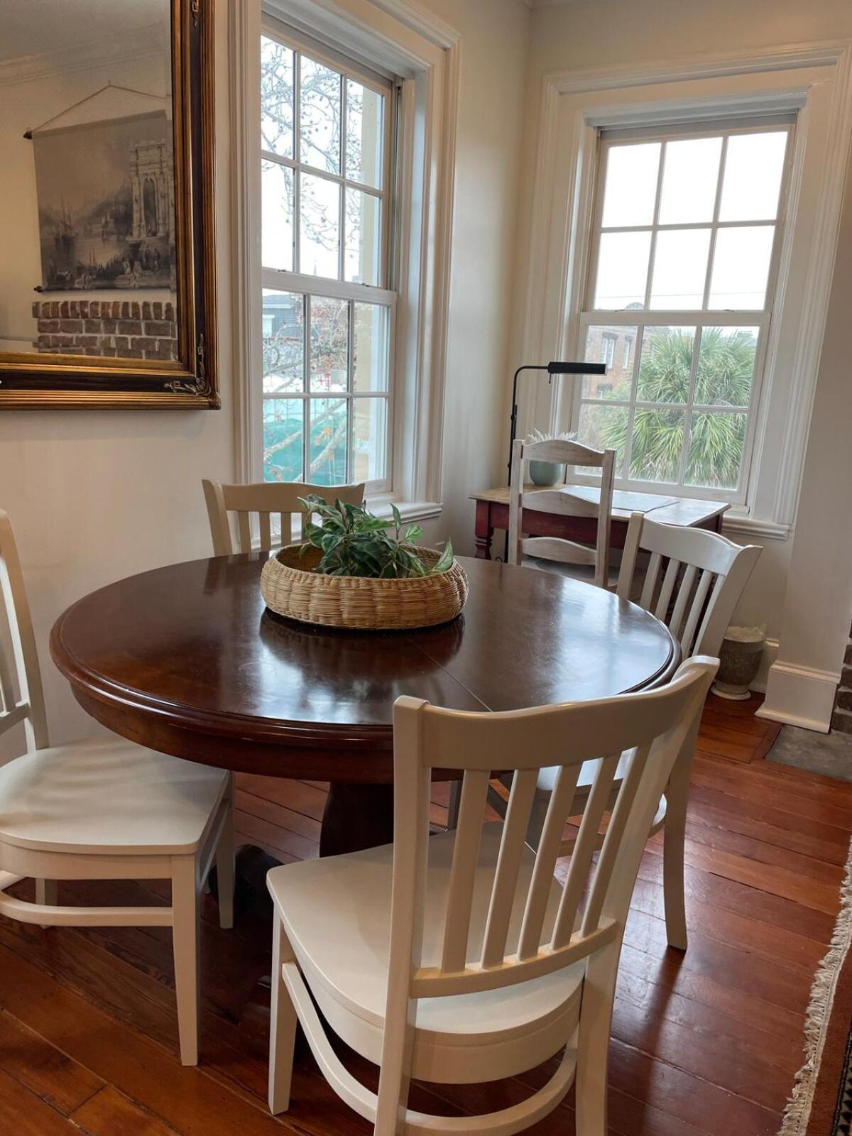 Historic Getaway Apartment *