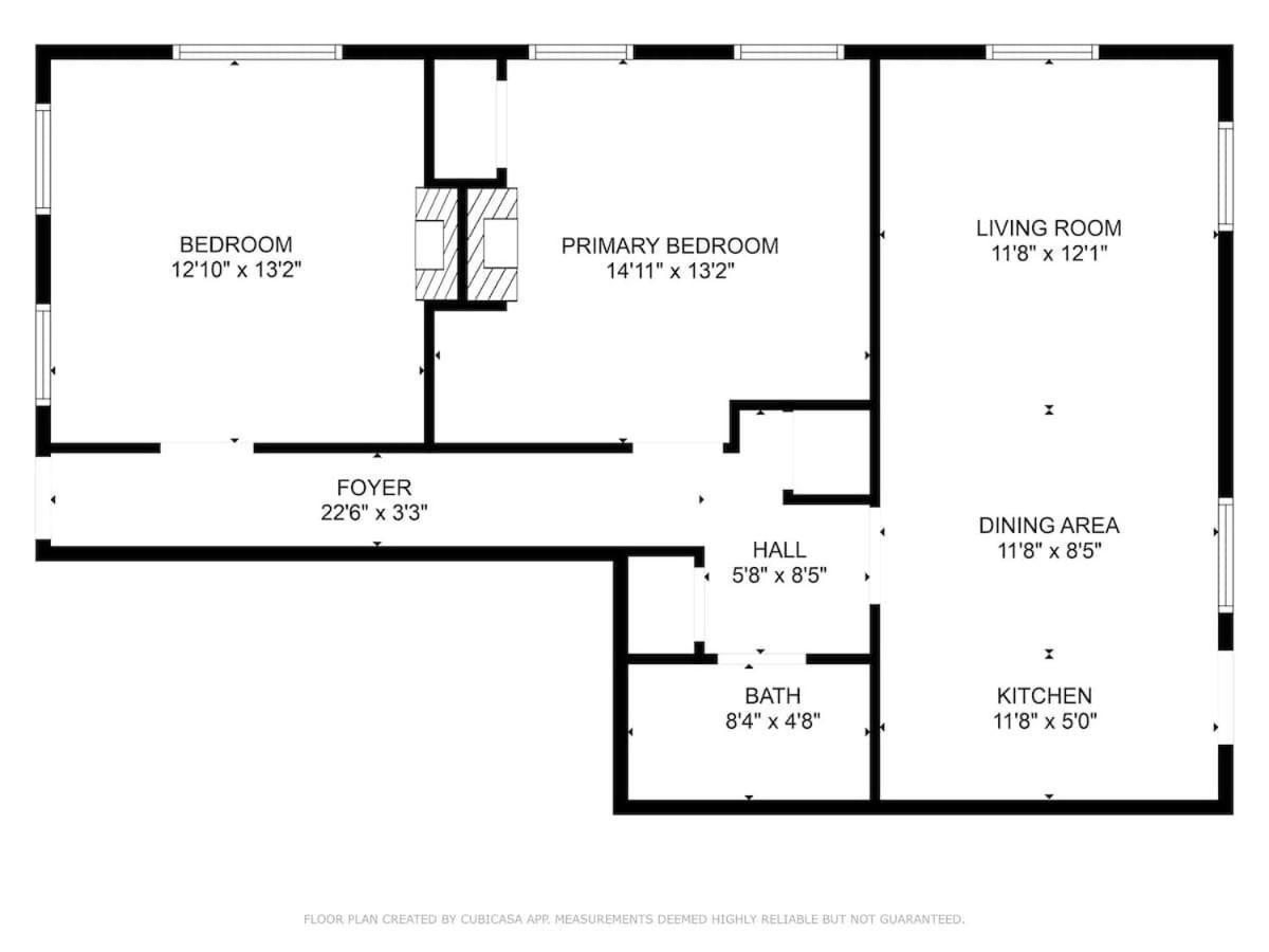 Elegant Duplex Steps To Forsyth! Holiday home