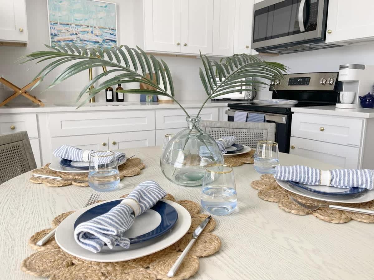 Holiday home Elegant Duplex Steps To Forsyth! *
