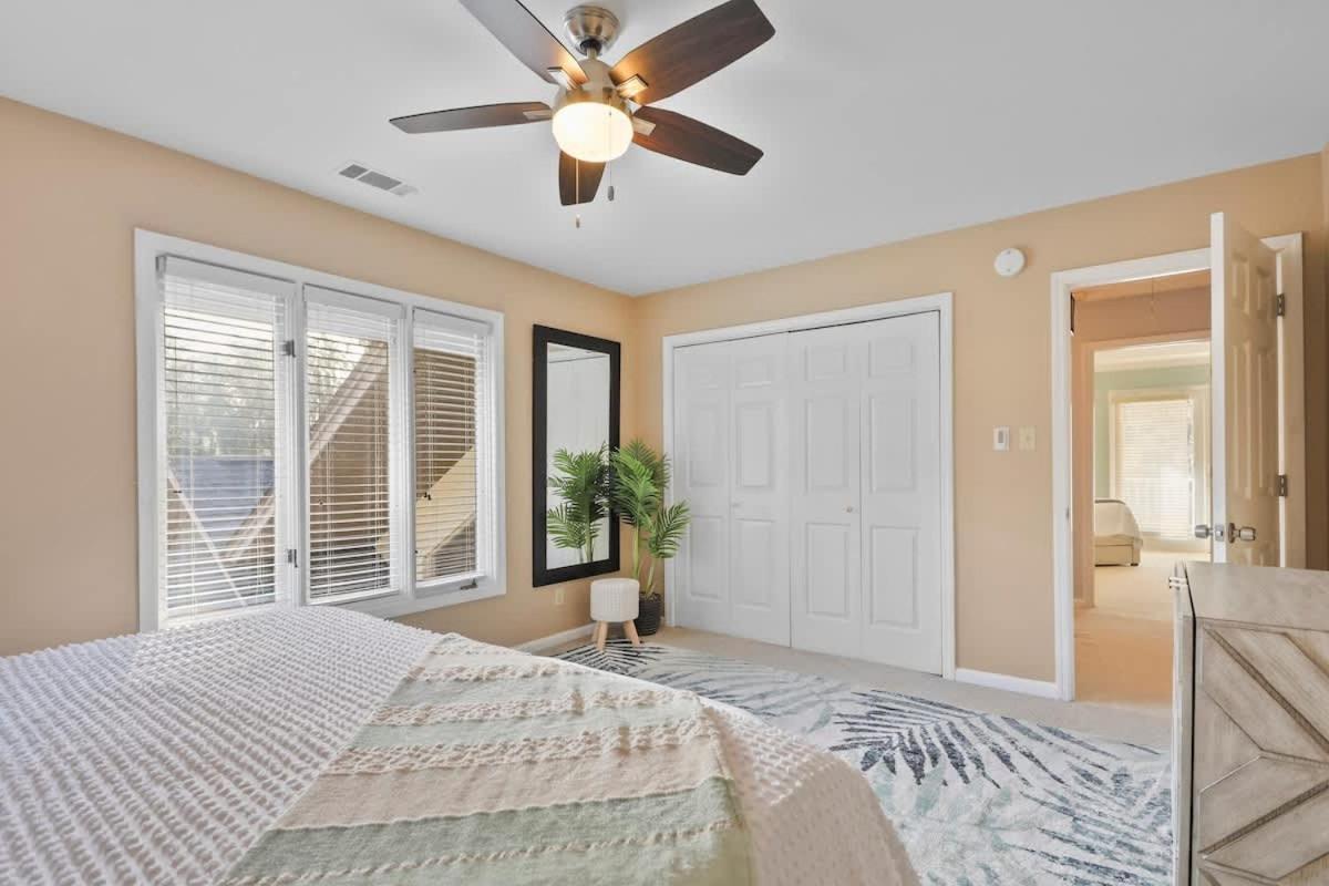 Renovated Pool Paradise Private Oasis Sleeps 14