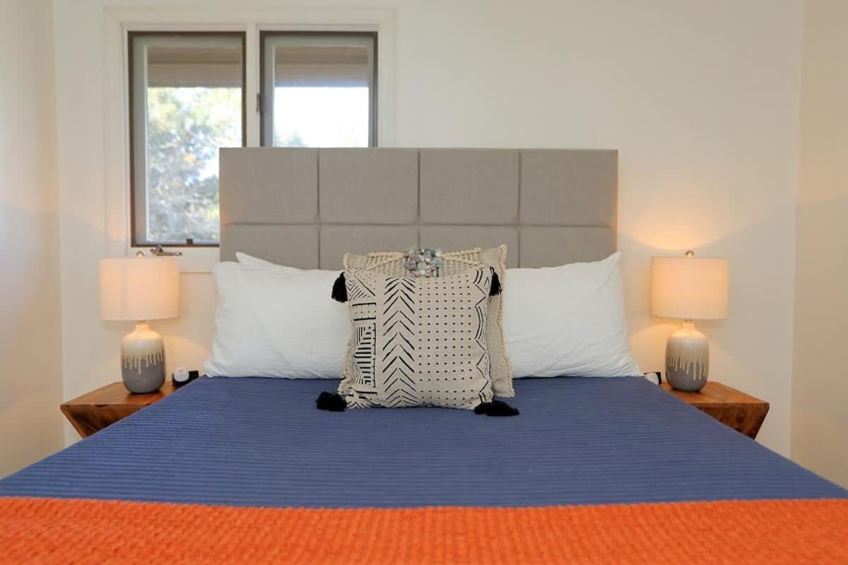 Holiday home Renovated Pool Paradise Private Oasis Sleeps 14 *