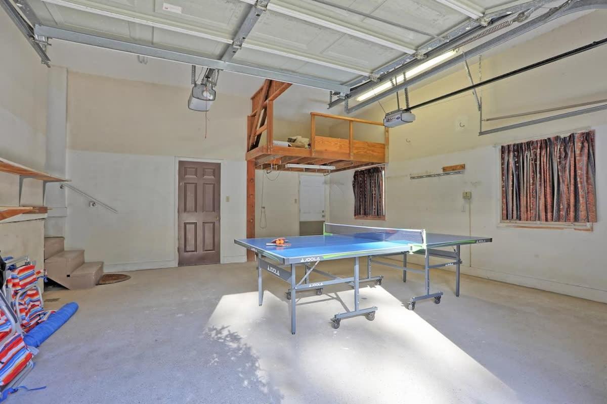 Renovated Pool Paradise Private Oasis Sleeps 14 Savannah