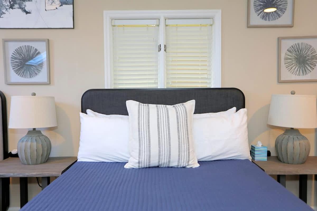 Renovated Pool Paradise Private Oasis Sleeps 14 * Savannah