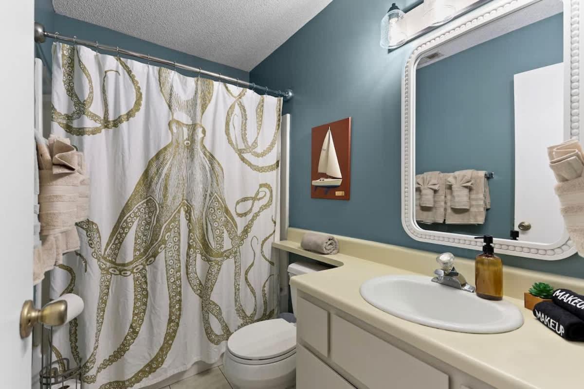 New Spacious Near & Dogs Welcome Savannah