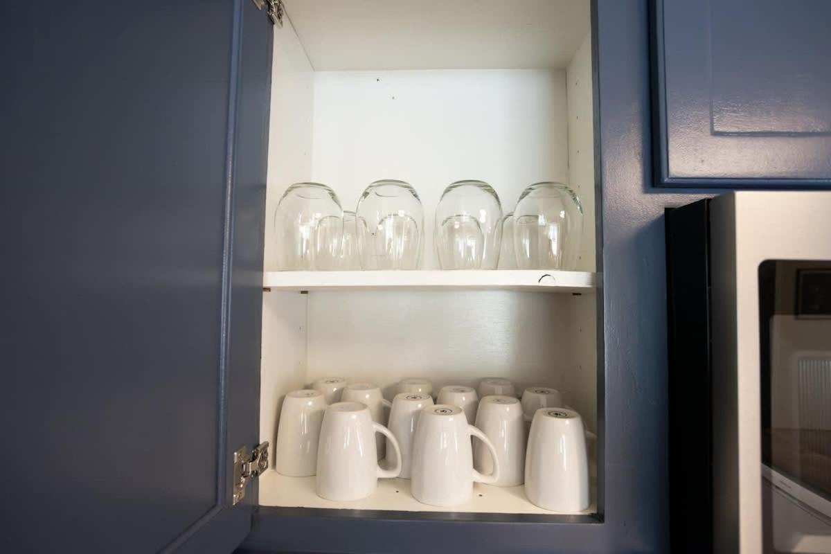 New Meets Nostalgic - Adorable Sleeps 8 Holiday home