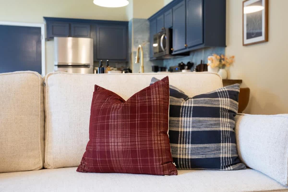 Holiday home New Meets Nostalgic - Adorable Sleeps 8 *