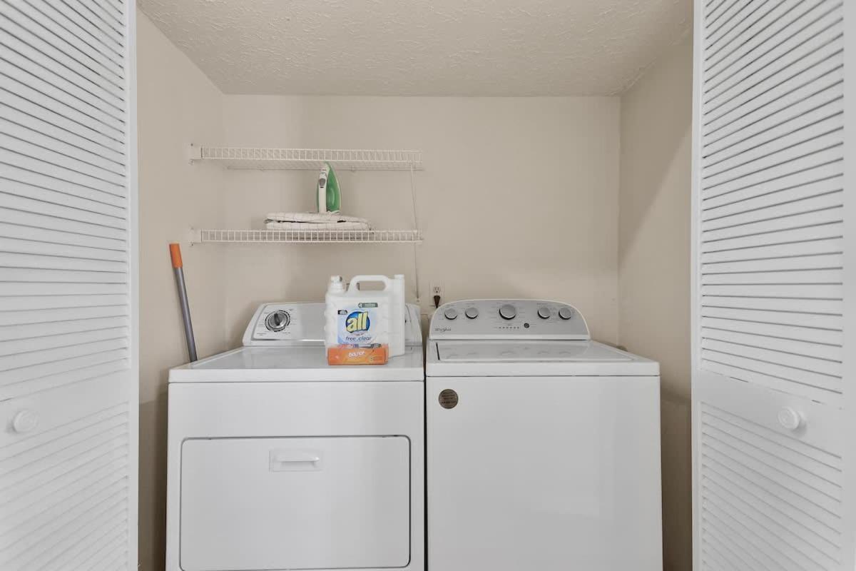 New Meets Nostalgic - Adorable Sleeps 8 Savannah