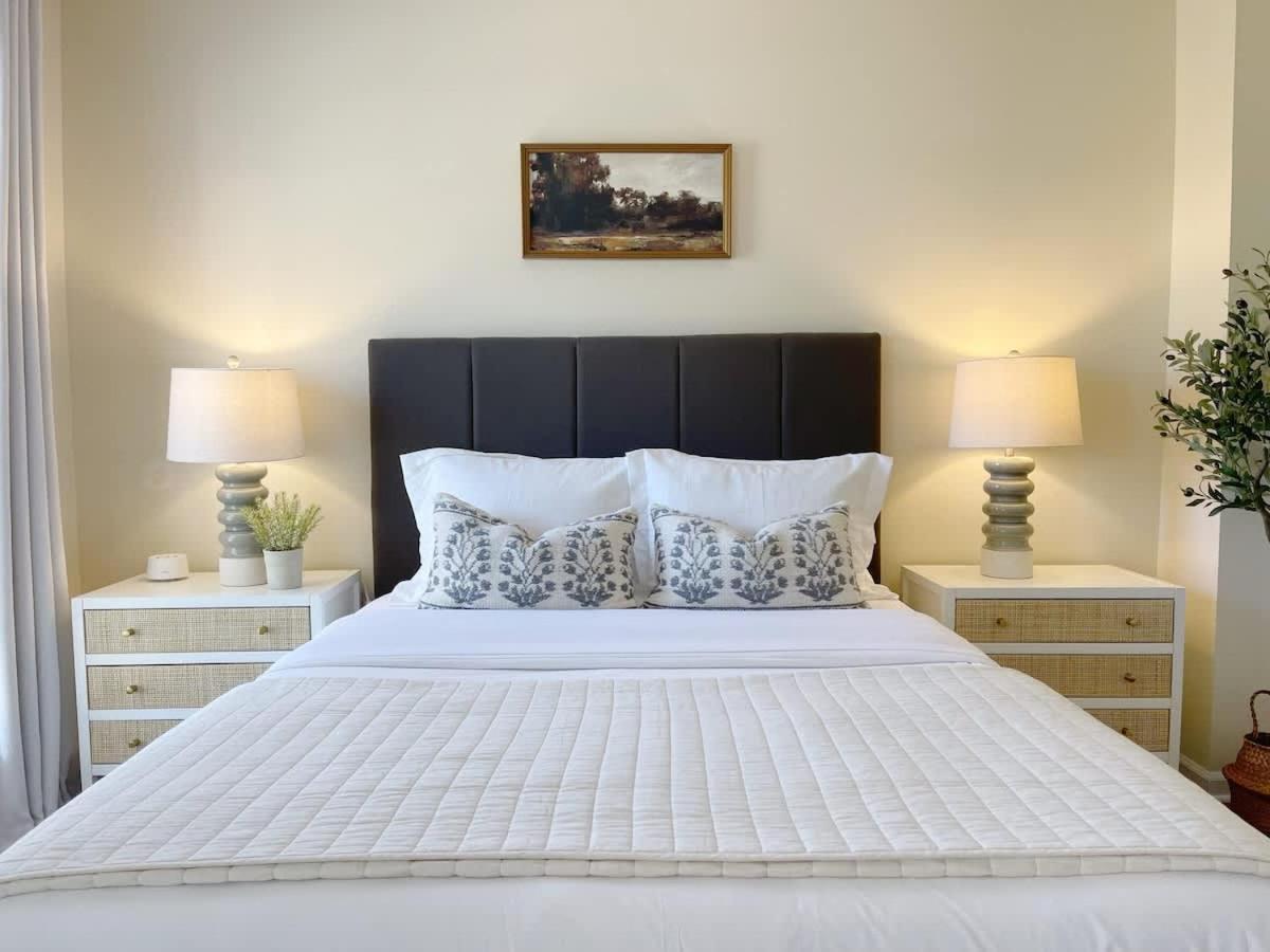 Holiday home Large Sleeps 10 & Downtown Dog Heaven Savannah