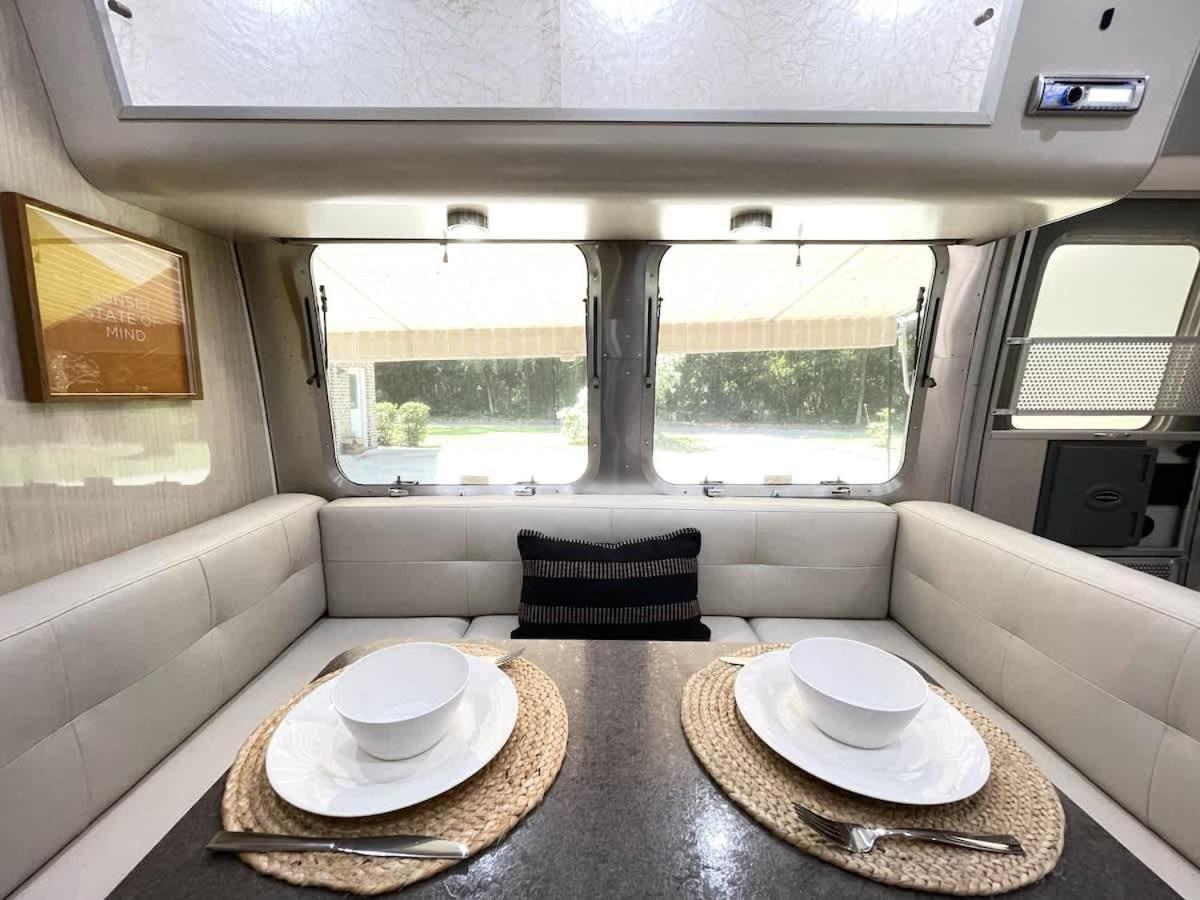 Serene Airstream Midway To And Downtown Savannah
