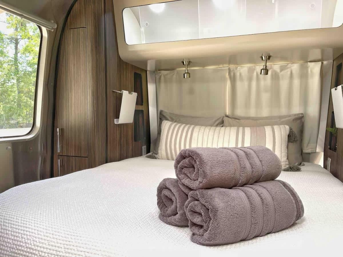 Cozy & Fun Airstream Camper Near Downtown & Savannah