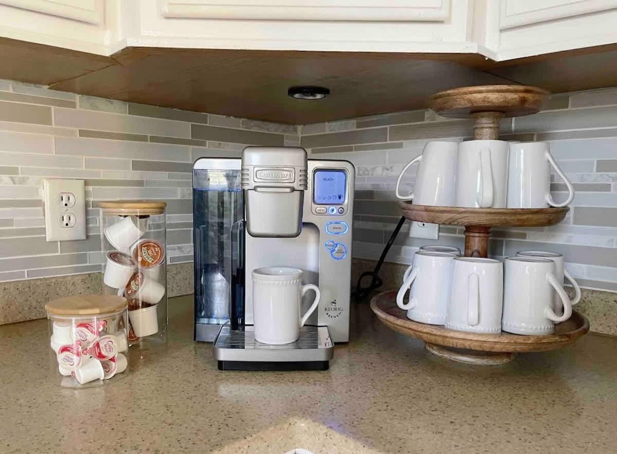Large W Midway To & Tybee Island! Dog Friendly Venue Savannah