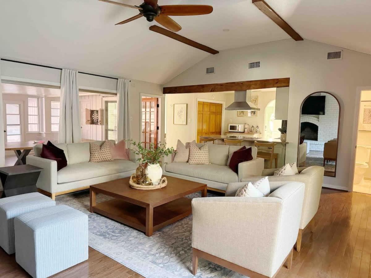 Spacious Family W Pool And Game-room Near Downtown And Holiday home Savannah