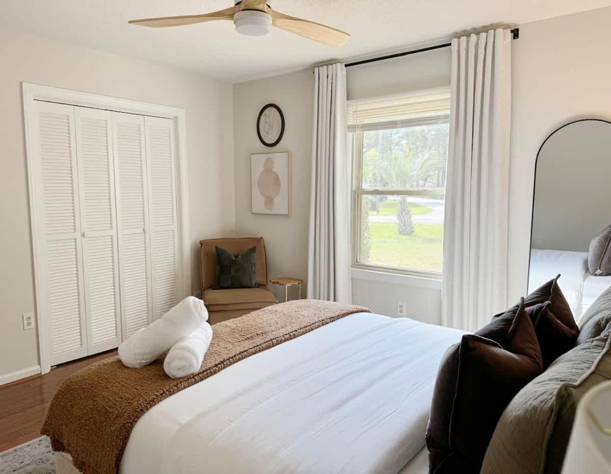 Spacious Family W Pool And Game-room Near Downtown And Holiday home *
