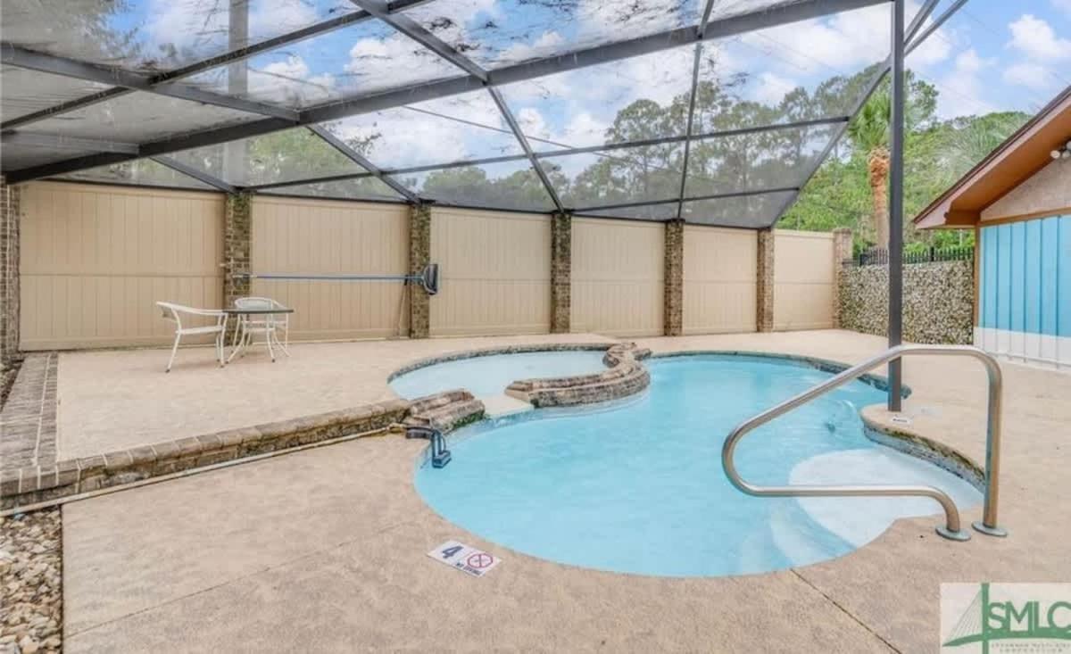Holiday home Spacious Family W Pool And Game-room Near Downtown And