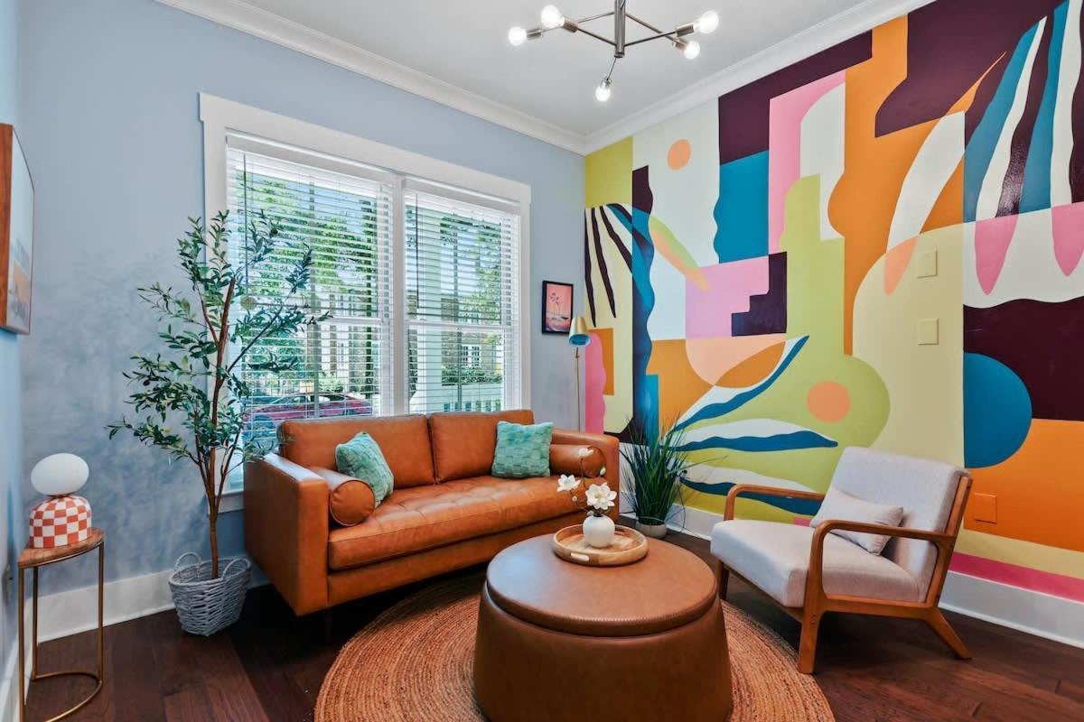 Holiday home Renovated Dog Friendly Duplex Near Food & Fun Fully Fenced Yard And Private Parking