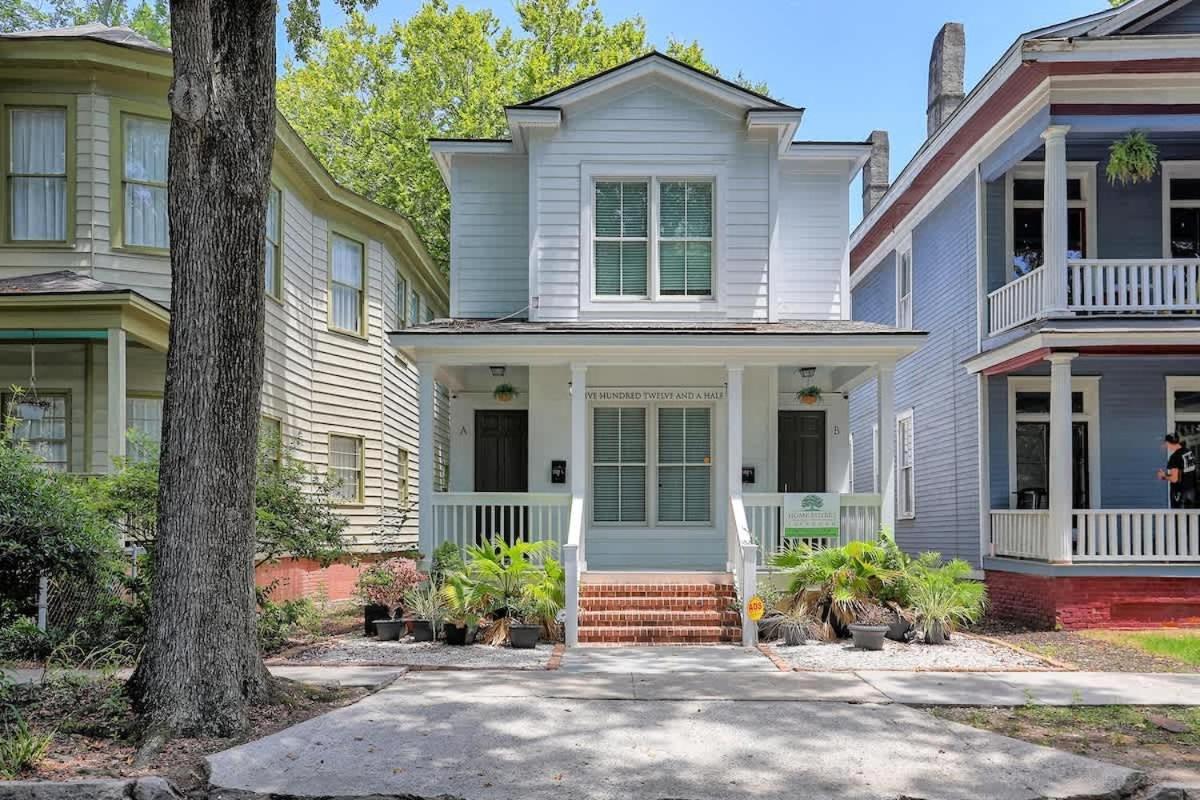 Renovated Dog Friendly Duplex Near Food & Fun Fully Fenced Yard And Private Parking Holiday home Savannah
