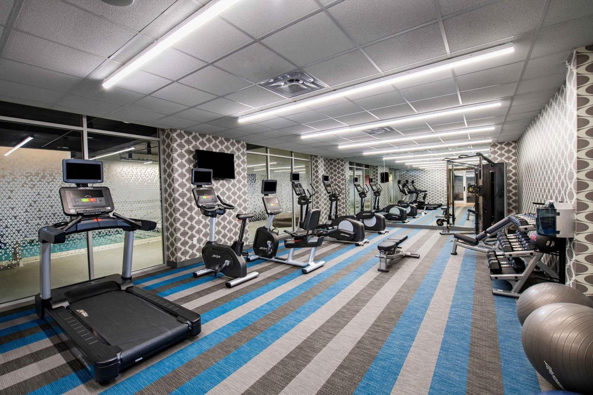 Aloft Downtown Historic District Hotel 3*