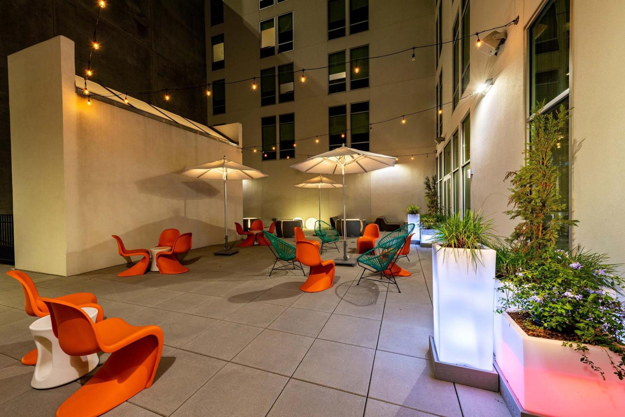 Hotel Aloft Downtown Historic District Savannah