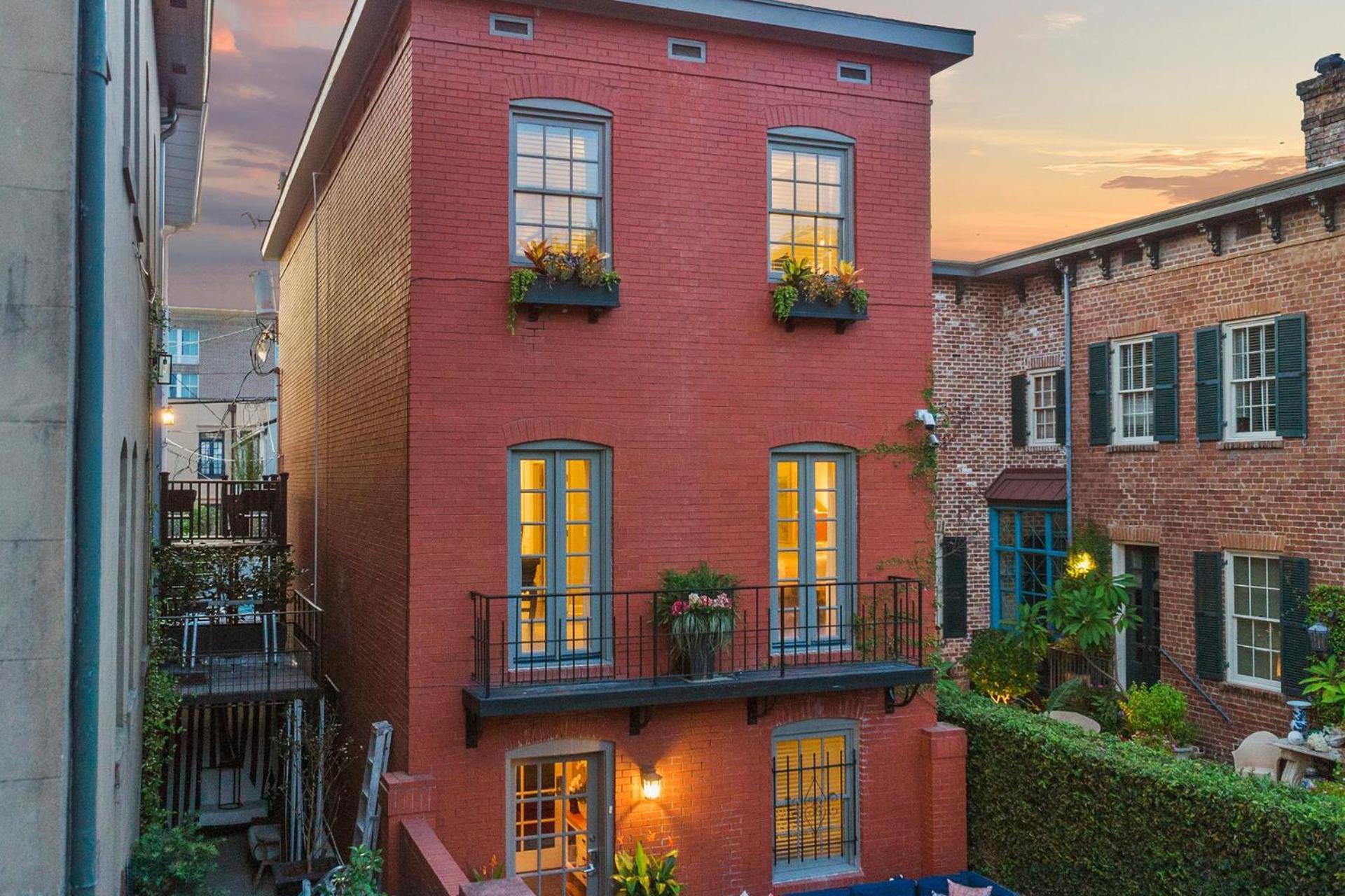 Southern Belle Savannah