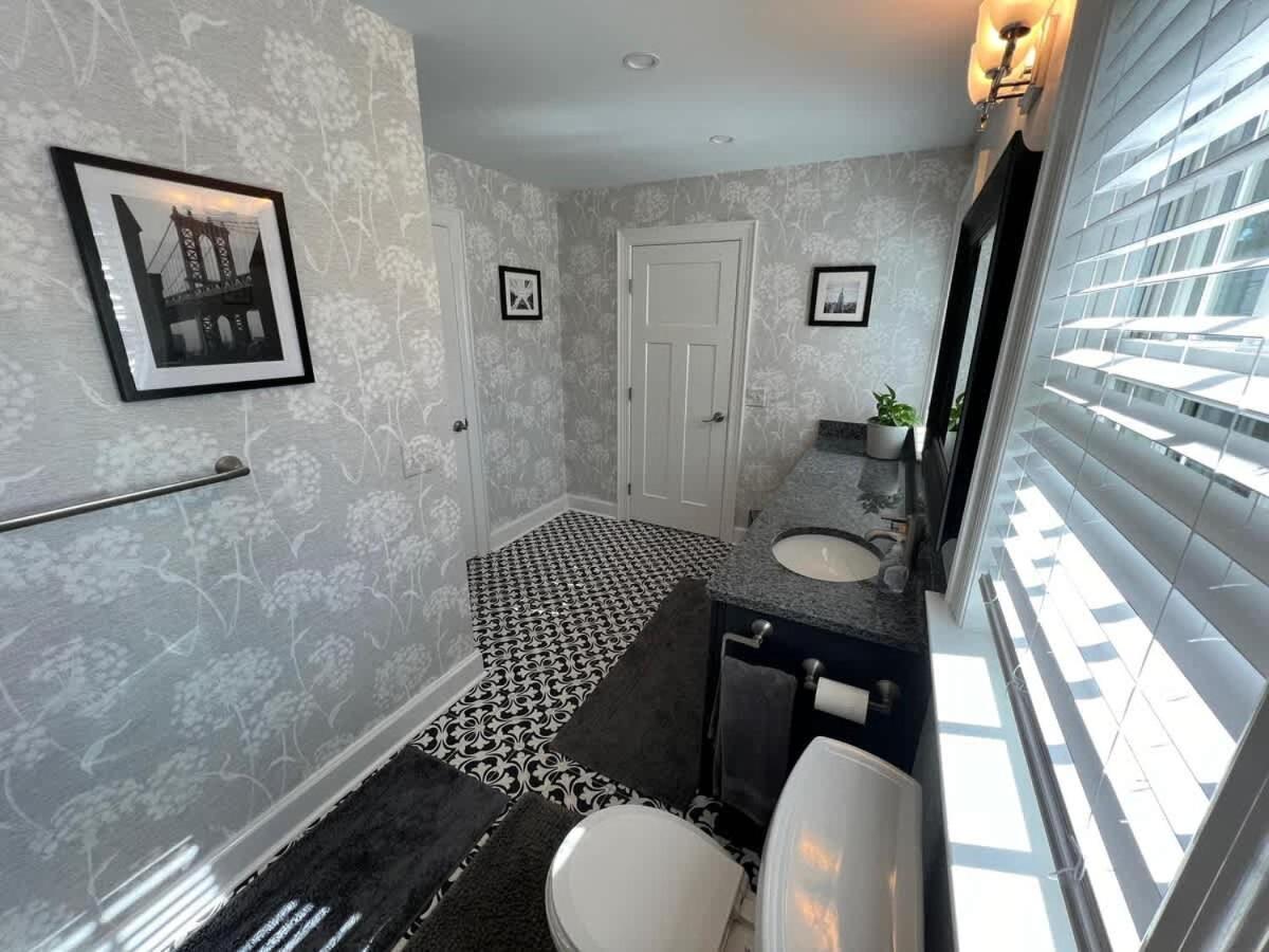 Sunny & Playful Carriage House In Downtown Here And Walk Everywhere Apartment *