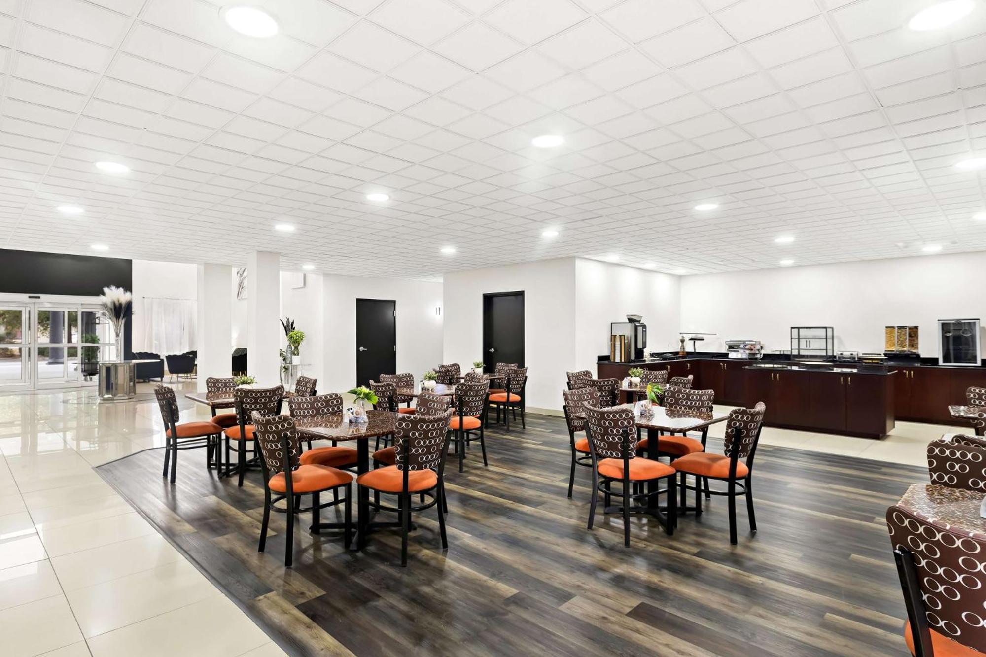 Sonesta Essential Hotel 3*