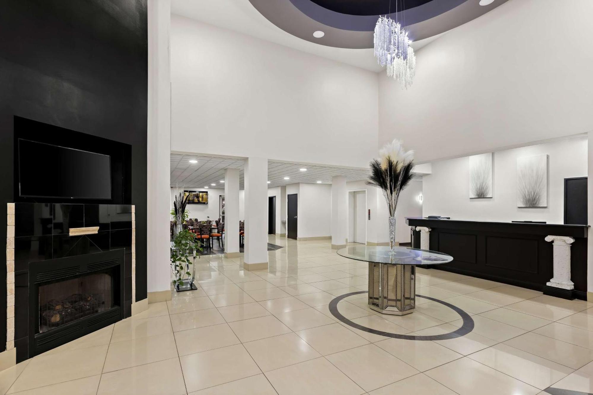 Sonesta Essential 3* Savannah