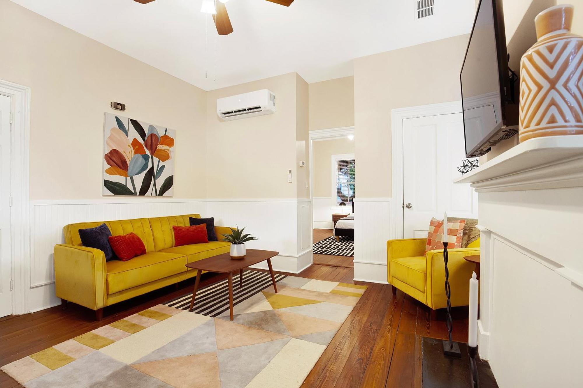 Comfortable Executive By The Park Heated Pool Access 1394 * Savannah