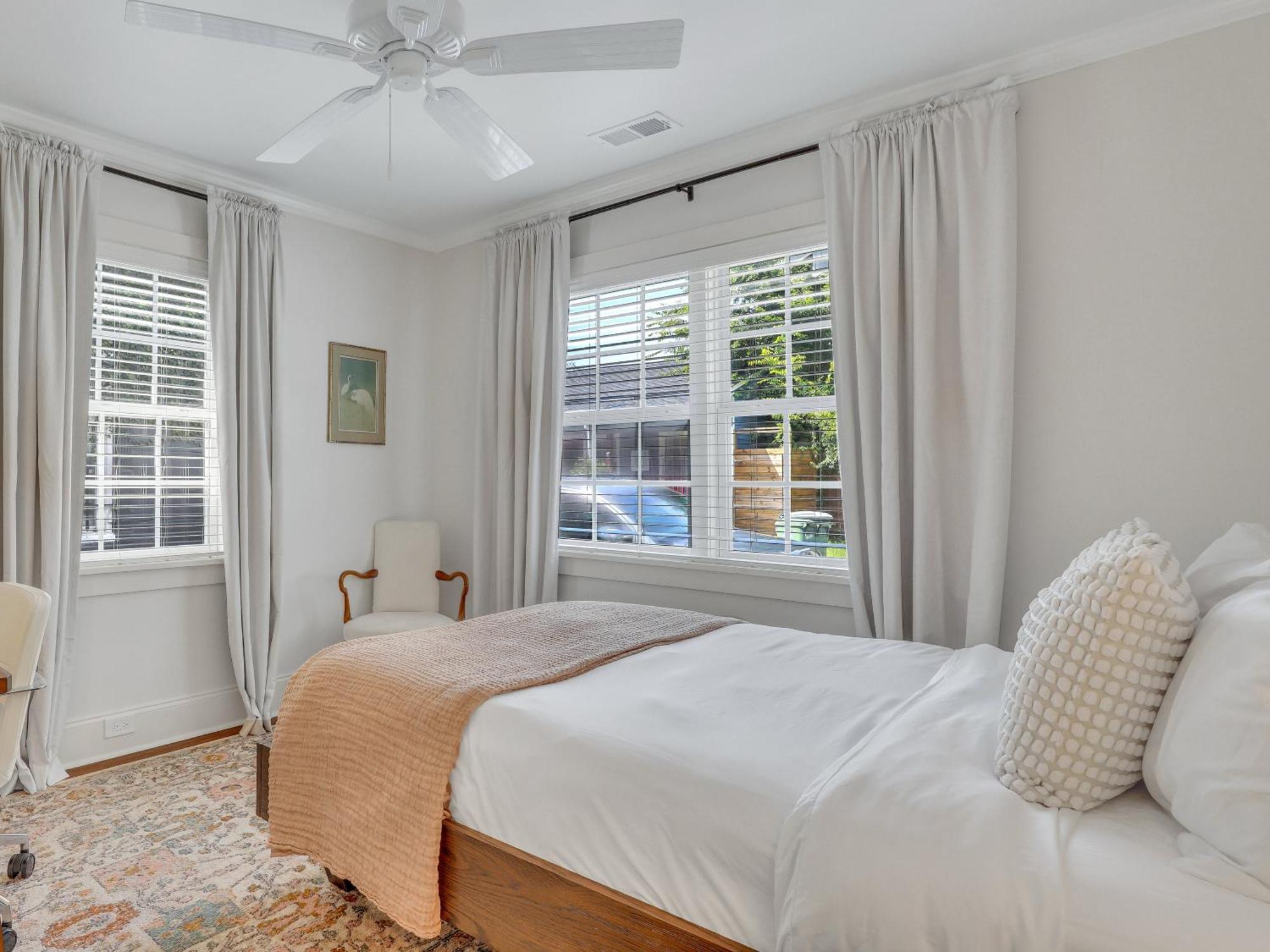 Charming Near Forsyth Park Heated Pool Access Walk To Restaurants Historic Sites 1390 *