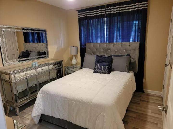 Cozy Oak Street Luxury 5* Savannah