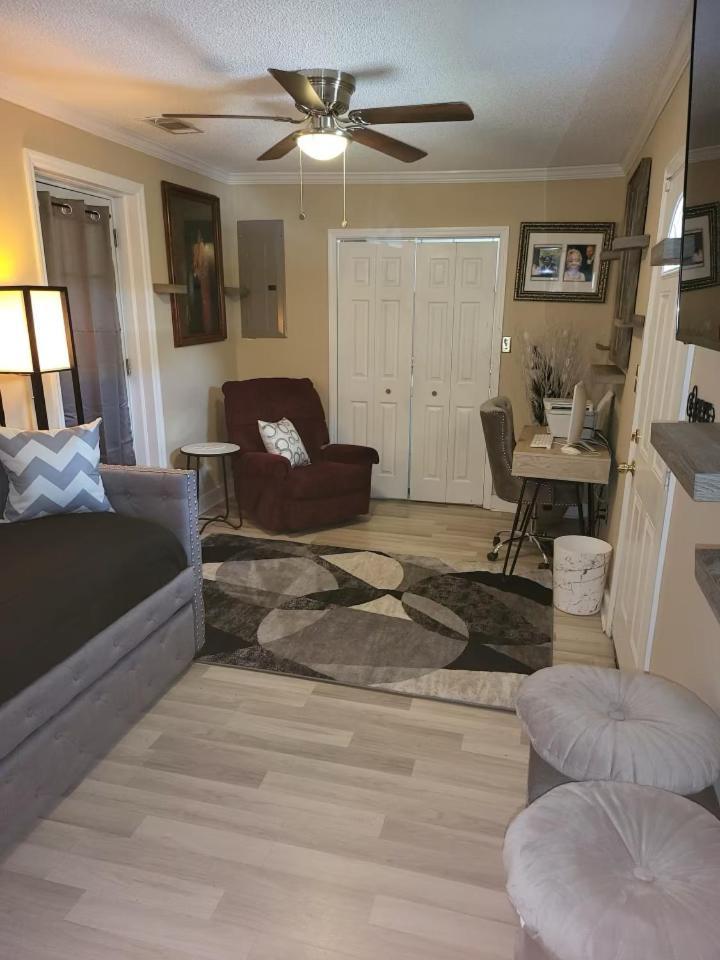 Cozy Oak Street Luxury 5* Savannah