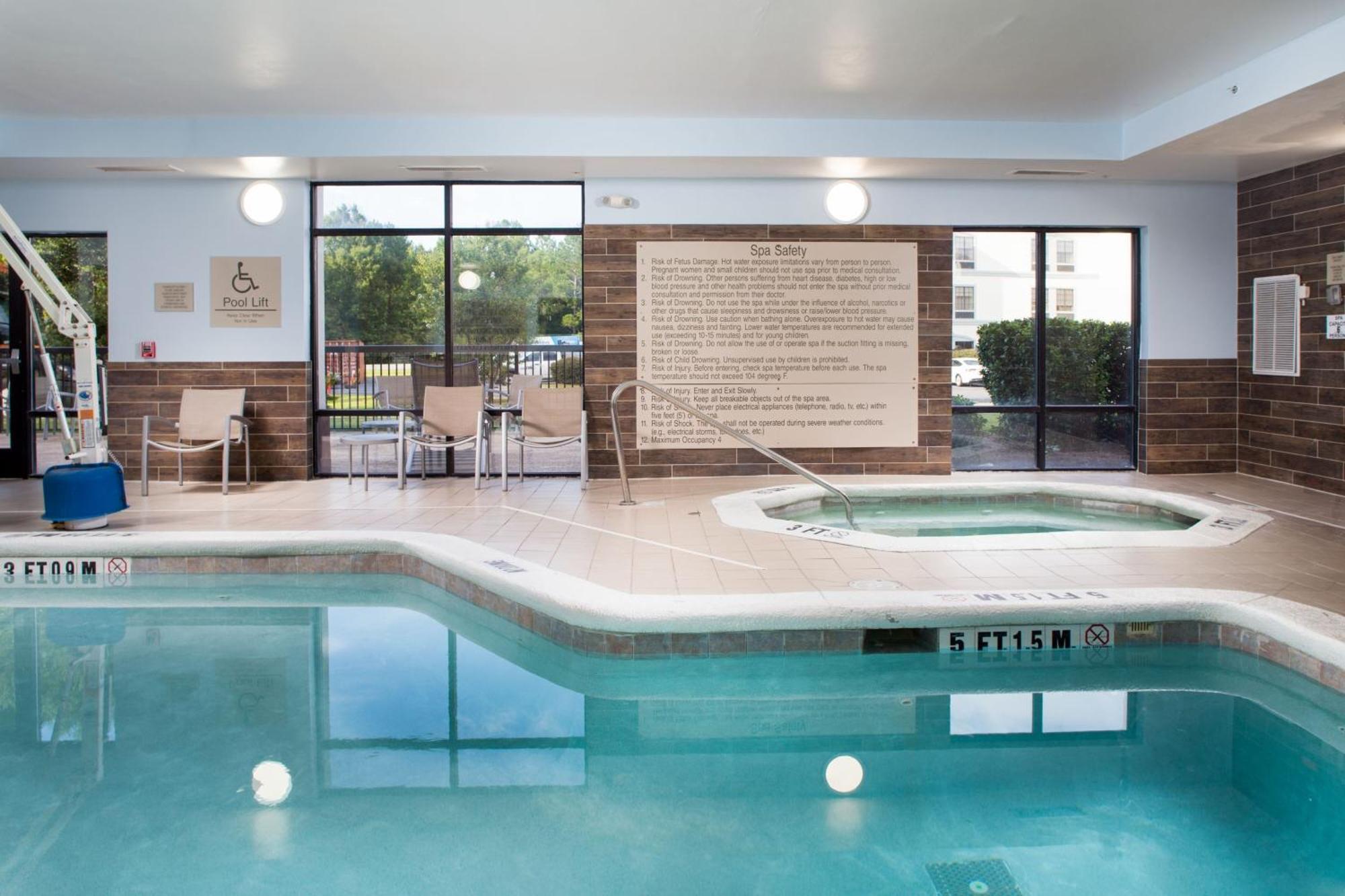 Hotel Springhill Airport